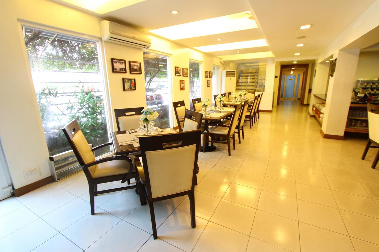 Trace Suites By Sms Hospitality Los Banos  Esterno foto